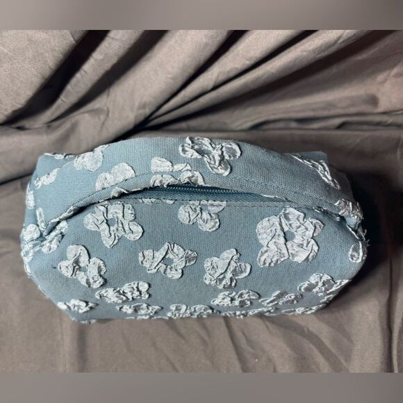 Floral Embellished Blue Fabric Ulta Beauty Cosmetics Bag See Pics for Measuremen - Picture 2 of 9
